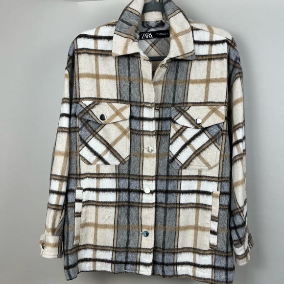 Zara Plaid Shacket - Picture 1 of 7